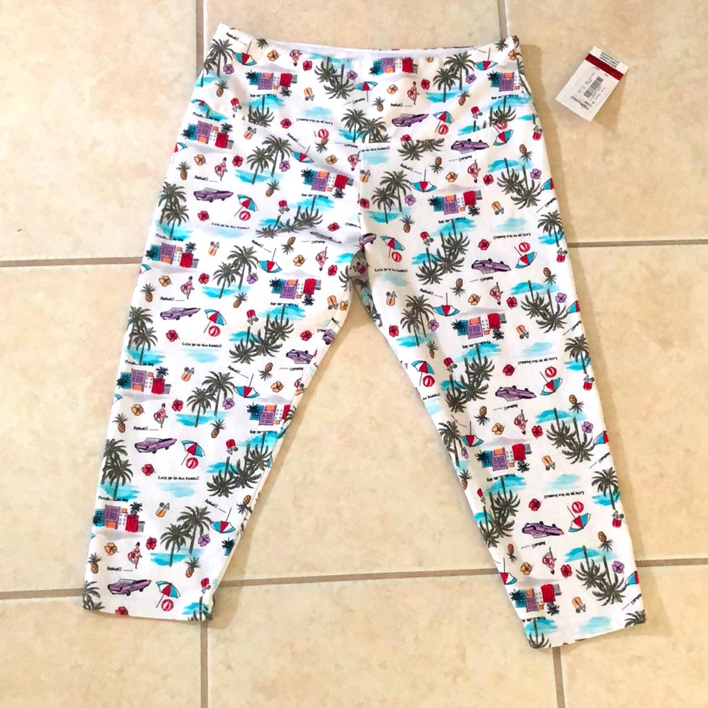 NWT INTRO❤️love the fit Seamless Capri Leggings